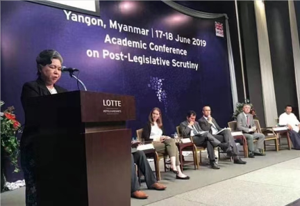 北京會議翻譯服務，交替翻譯和同聲翻譯哪個好?