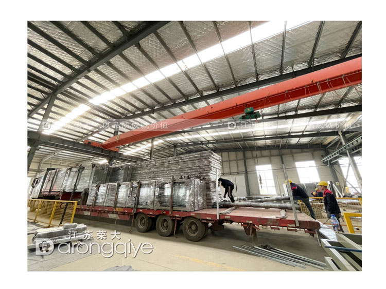 第三批公交站臺(tái)候車(chē)亭發(fā)貨案例配圖一